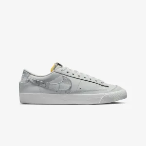 Nike | BLAZER LOW '77 PREMIUM { LIGHT SILVER/MICA GREEN