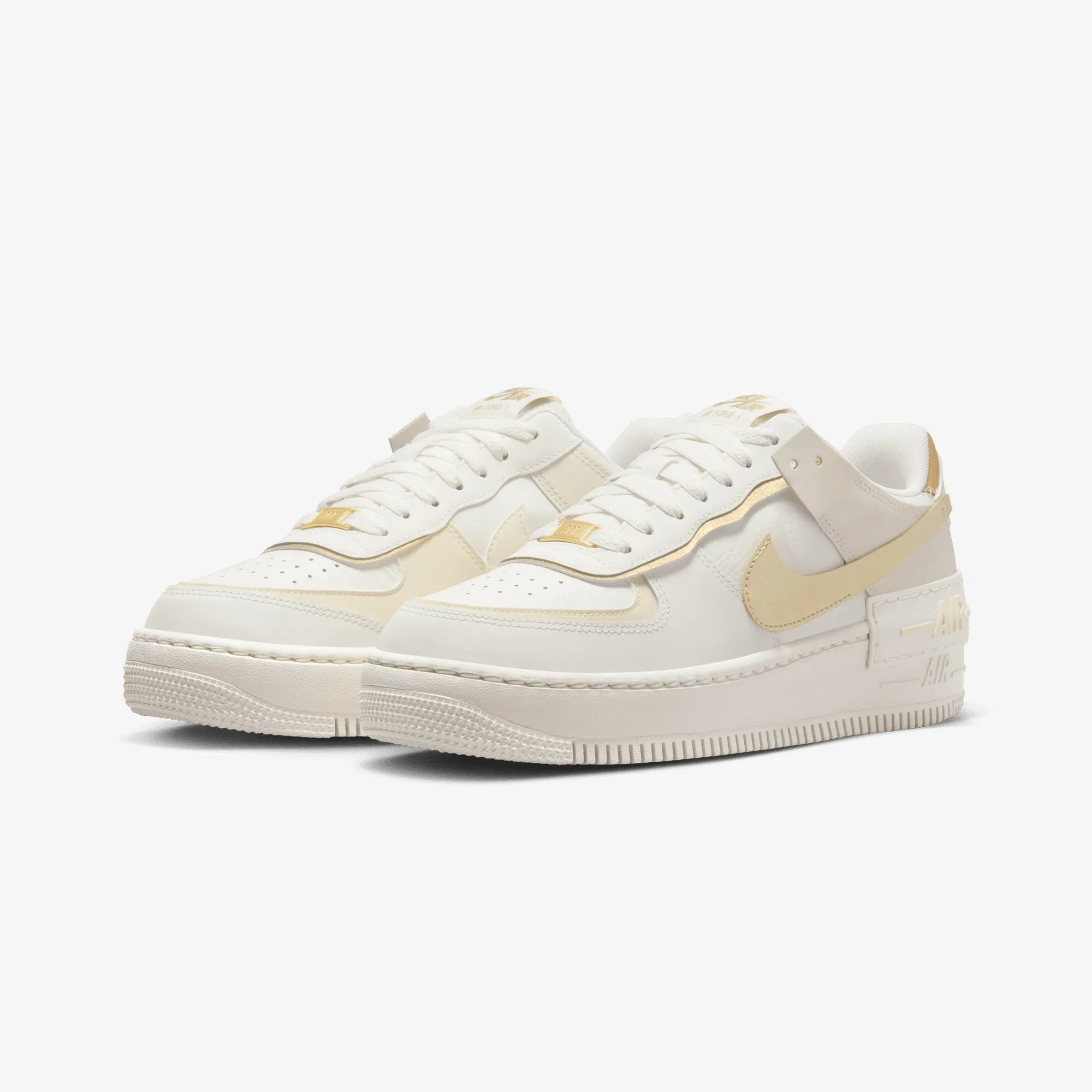 NIKE | WMNS'S AIR FORCE 1 SHADOW { SAIL/METALLIC GOLD-COCONUT MILK