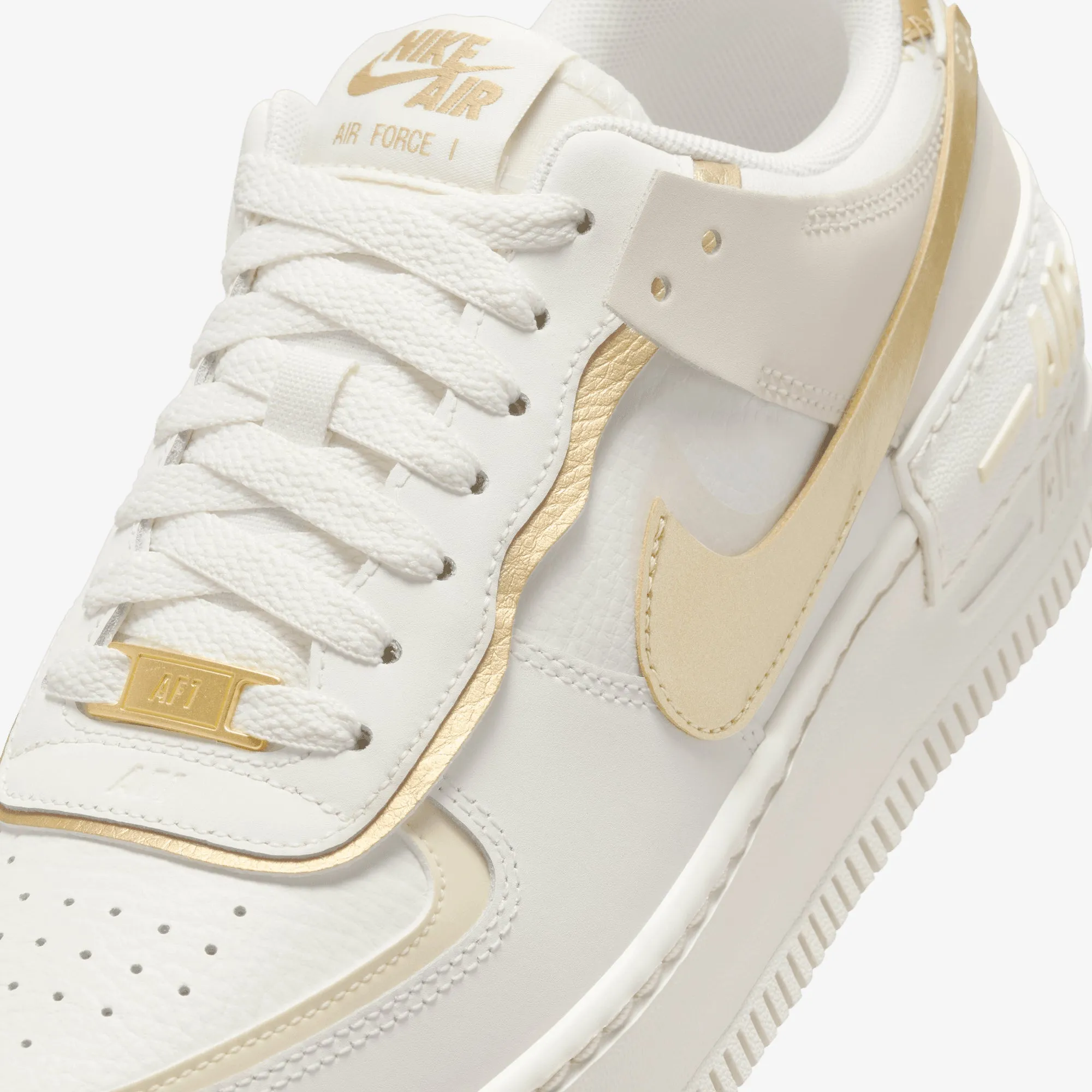 NIKE | WMNS'S AIR FORCE 1 SHADOW { SAIL/METALLIC GOLD-COCONUT MILK